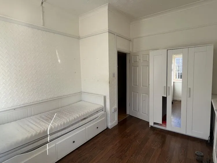70 Parish Lane, Penge, Crystal Palace, London, Greater London SE20 7JP