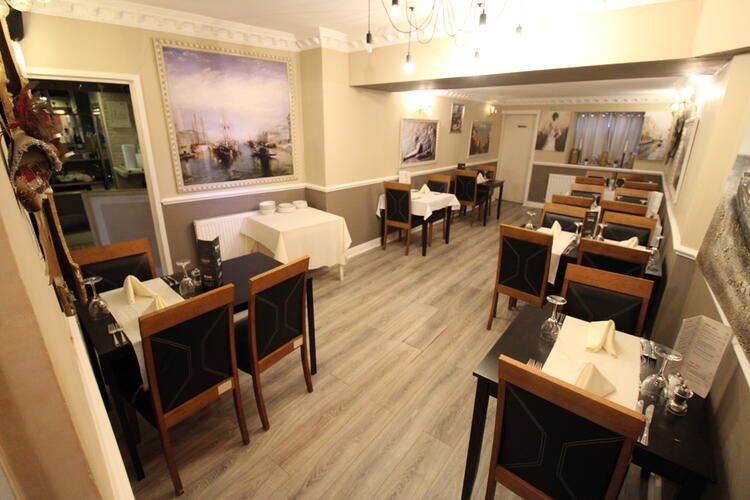 Primo Amore, 33 New Street, Mold CH7 1NY