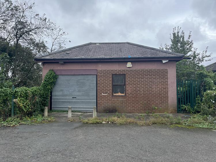 14 Sutton Approach, Leeds LS14 6AH