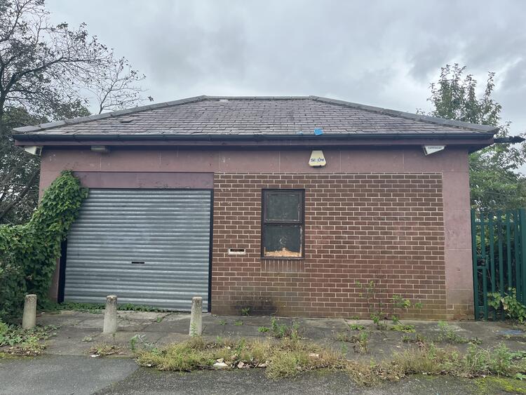 14 Sutton Approach, Leeds LS14 6AH