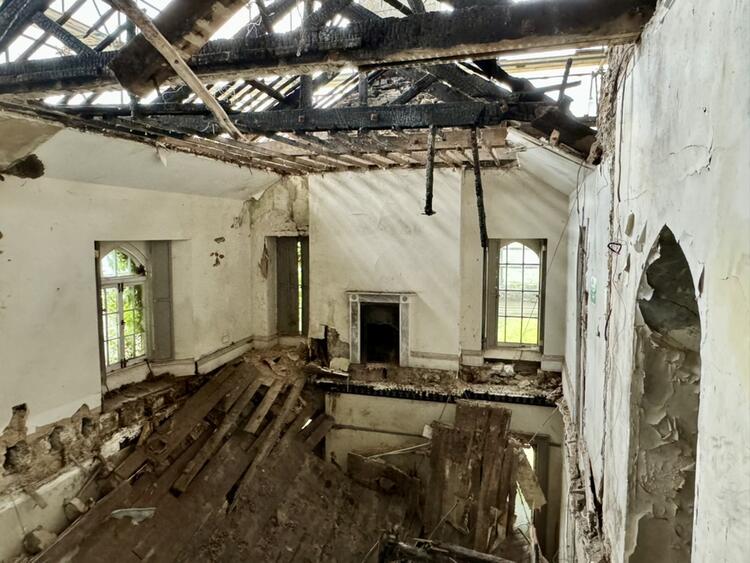 Castle, Milltown, Lostwithiel, Cornwall PL22 0JN