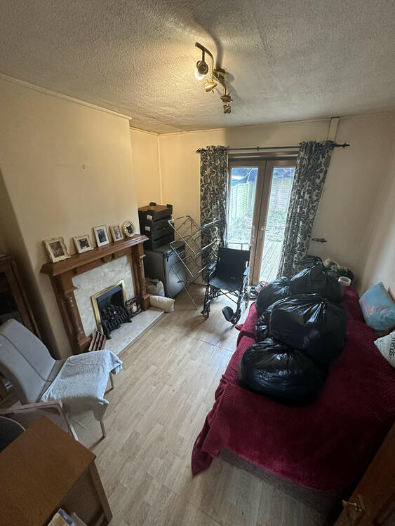 22 Birkenshaw Lane, Birkenshaw, Bradford BD11 2HA