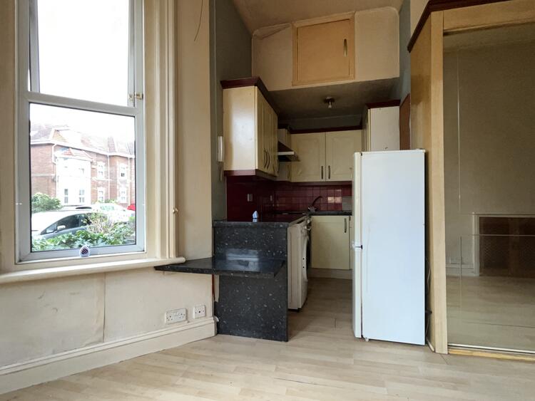 Flat 1, 12 Argyll Road, Bournemouth BH5 1ED