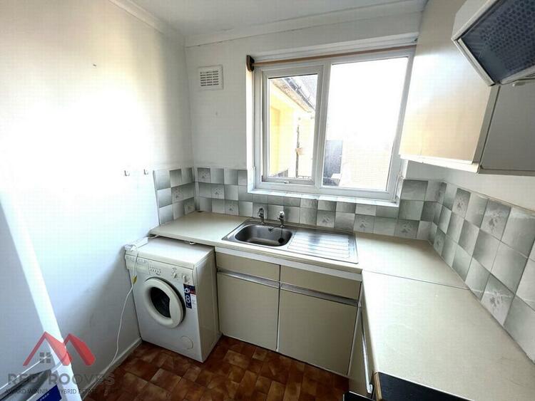 25 Minster Court, Liverpool, Merseyside L7 3QB
