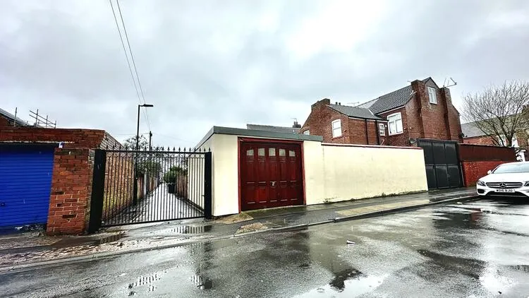 32 Rockingham Road, Doncaster DN2 4BN