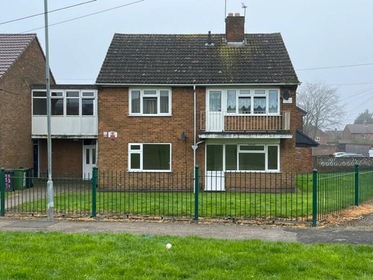 39 Lilac Grove, Walsall, West Midlands WS2 0EY