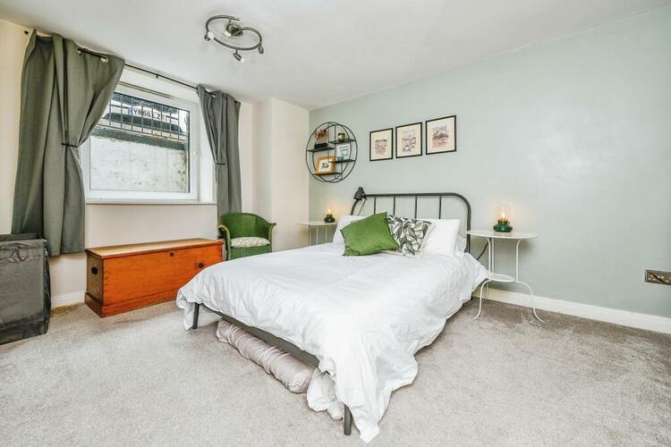 Flat 6, 97 Ullet Road, Liverpool, Merseyside L17 2AB