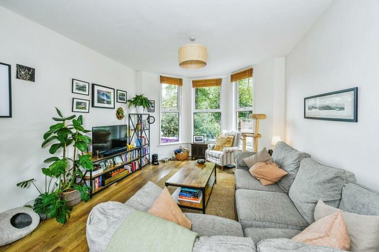 Flat 6, 97 Ullet Road, Liverpool, Merseyside L17 2AB