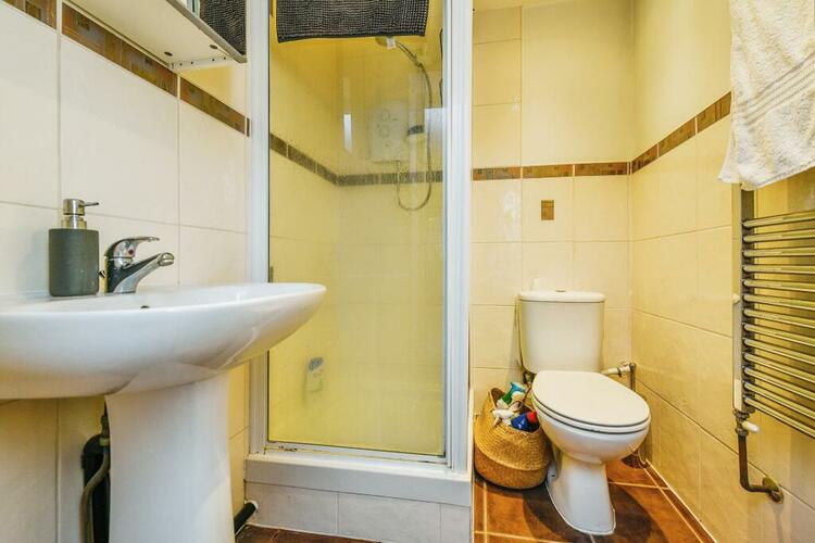 Flat 6, 97 Ullet Road, Liverpool, Merseyside L17 2AB