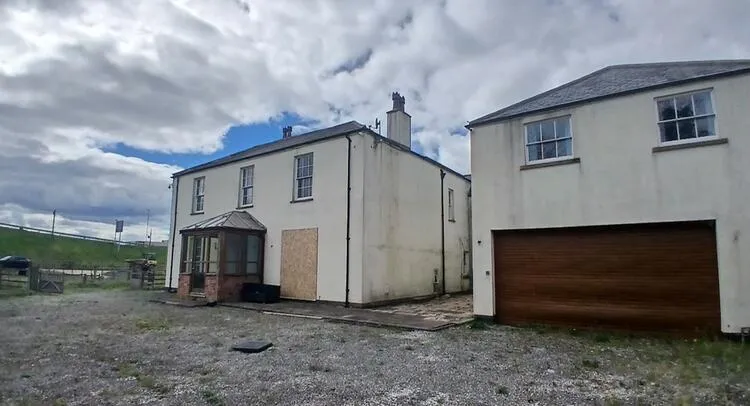 Lazencroft Farm, Manston Lane, Leeds LS15 8AD