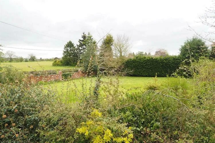 Yew Tree Cottage, Mill Lane, Lower Tean, Stoke-on-Trent, Staffordshire ST10 4LL