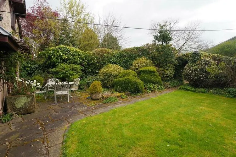 Yew Tree Cottage, Mill Lane, Lower Tean, Stoke-on-Trent, Staffordshire ST10 4LL