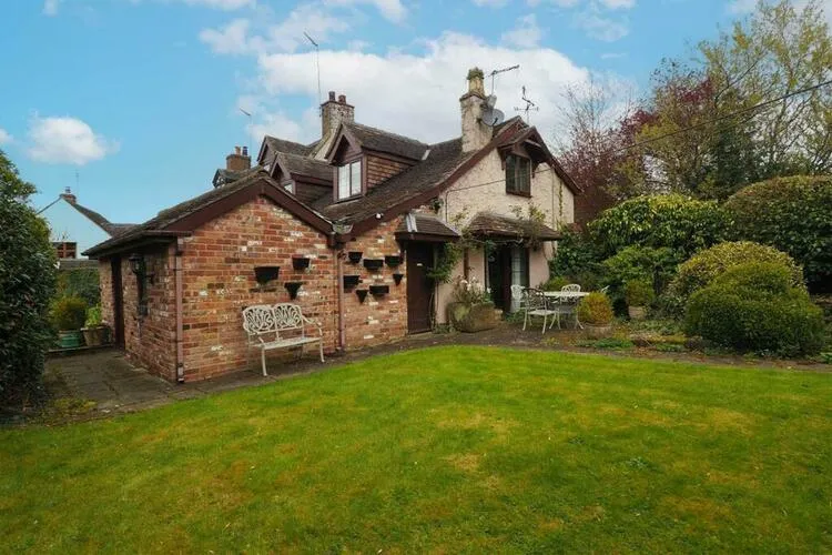 Yew Tree Cottage, Mill Lane, Lower Tean, Stoke-on-Trent, Staffordshire ST10 4LL