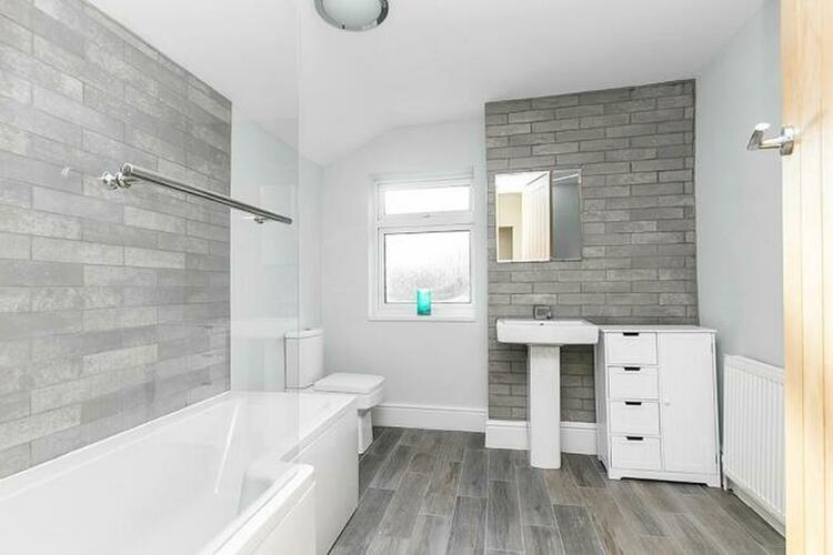 64 Victoria Road, Netherfield, Nottingham NG4 2HG