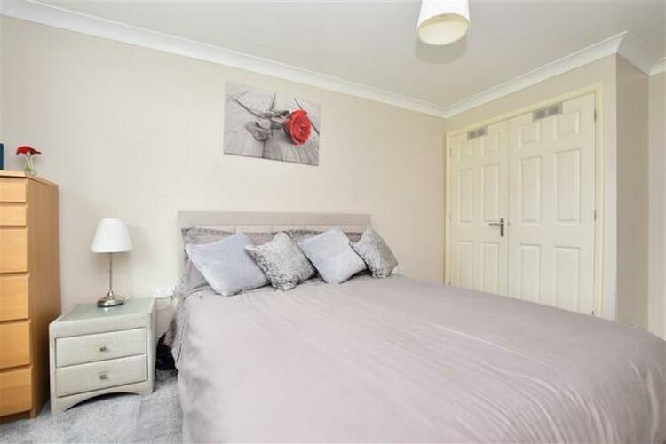 45 Halton Road, Kenley, Surrey CR8 5GN