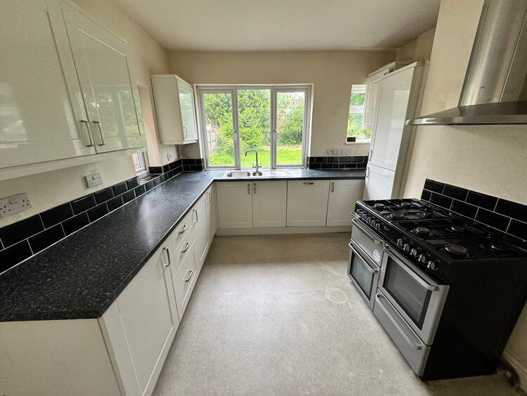 85 Cassiobury Drive, Watford WD17 3AG