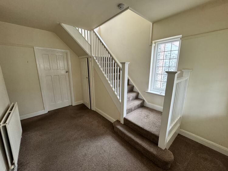 85 Cassiobury Drive, Watford WD17 3AG