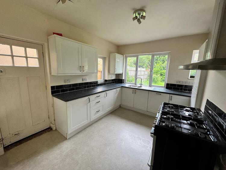 85 Cassiobury Drive, Watford WD17 3AG