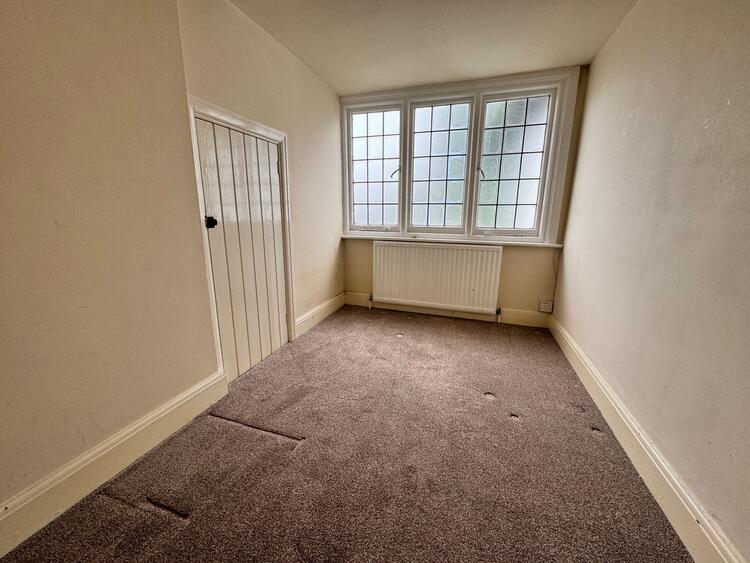 85 Cassiobury Drive, Watford WD17 3AG
