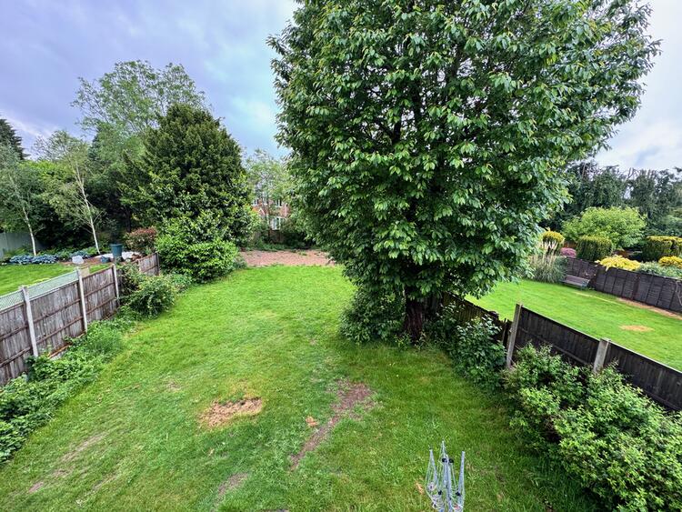 85 Cassiobury Drive, Watford WD17 3AG