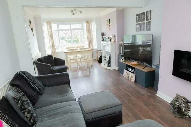 26 Newpool Road, Knypersley, Stoke-On-Trent, Staffordshire ST8 6NS