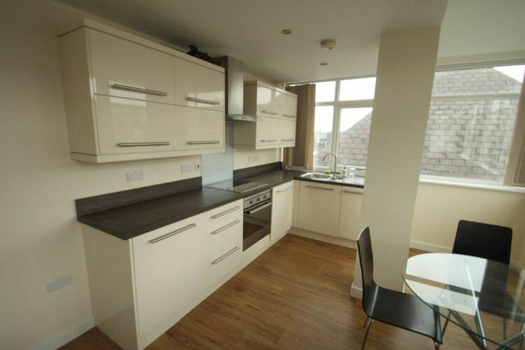Flat 4, 80 The Parade, Oadby, Leicester, Leicestershire LE2 5BF