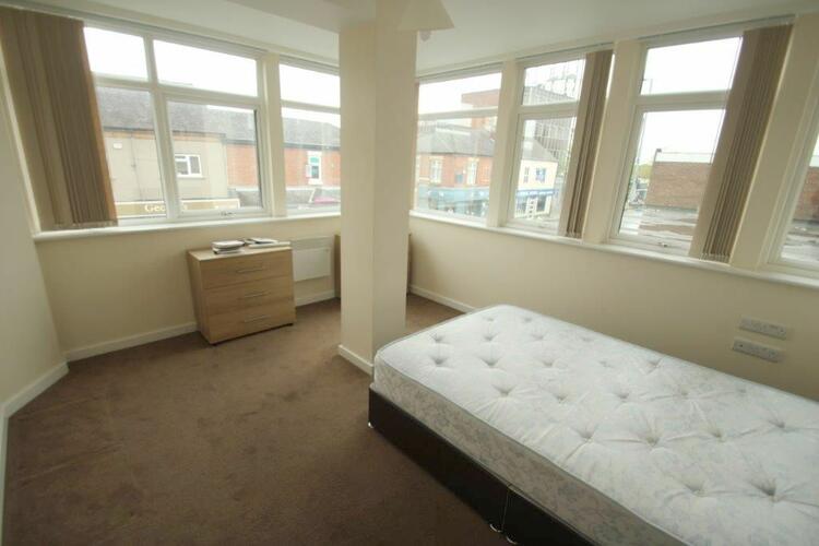Flat 4, 80 The Parade, Oadby, Leicester, Leicestershire LE2 5BF