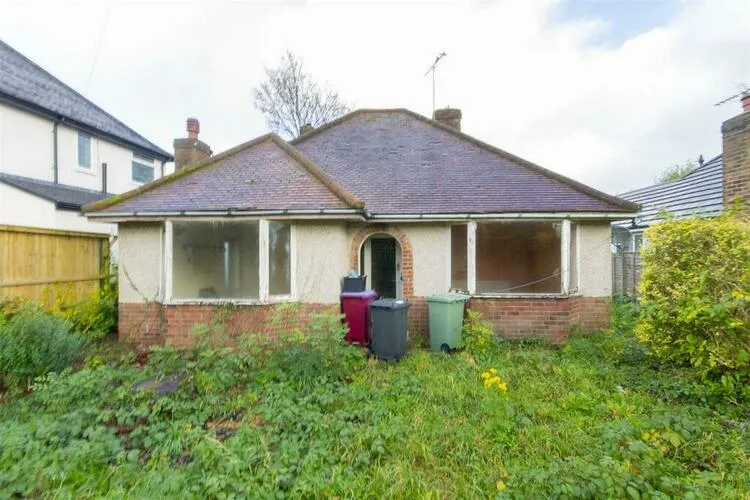 Land 158 Station New Road, Old Tupton, Chesterfield S42 6DF