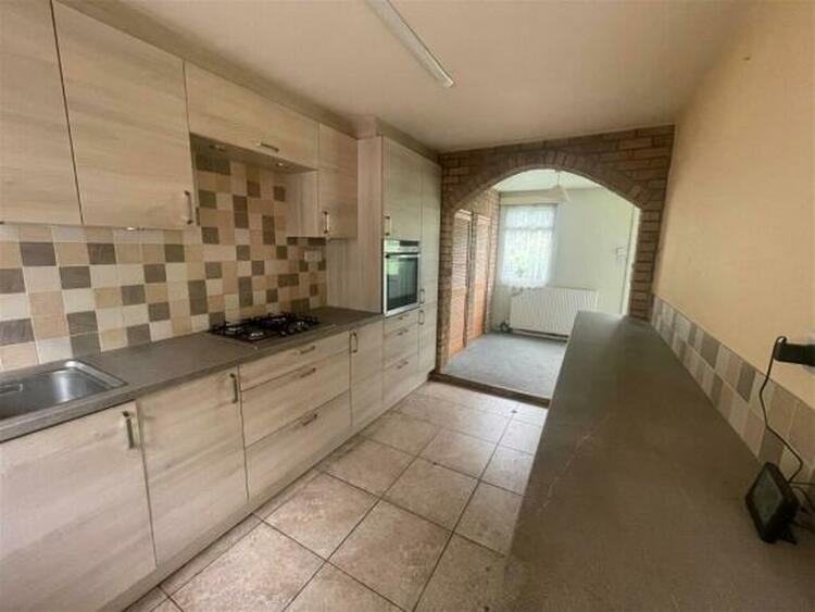 429 Goodwood Road, Leicester, Leicestershire LE5 6TT