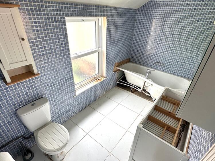 8 Breedon Hill Road, Derby DE23 6TG