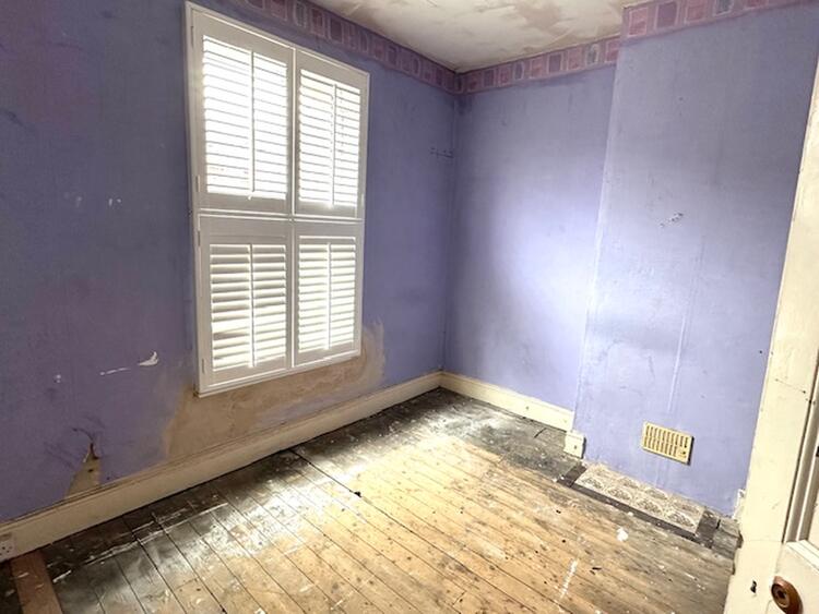8 Breedon Hill Road, Derby DE23 6TG