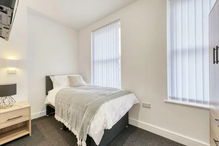 44-48 Kingsway, Stoke-On-Trent ST4 1JH