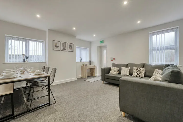 44-48 Kingsway, Stoke-On-Trent ST4 1JH