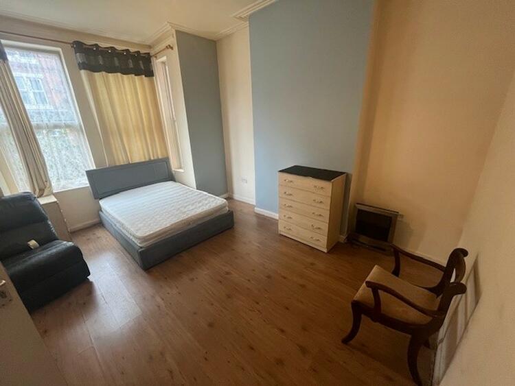 36 Burford Road, Nottingham, Nottinghamshire NG7 6BD