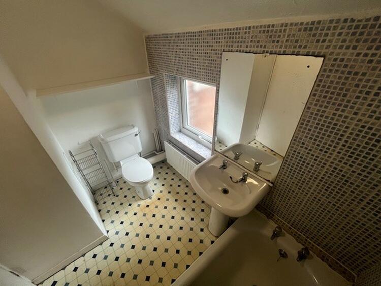 36 Burford Road, Nottingham, Nottinghamshire NG7 6BD