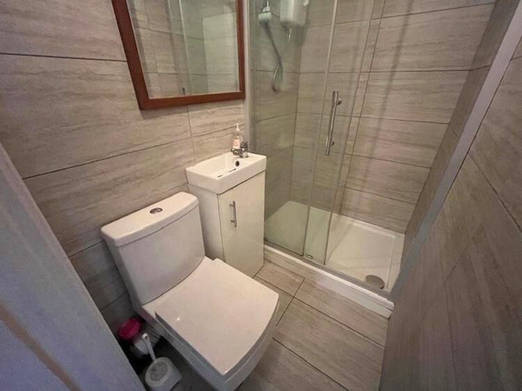 36 Burford Road, Nottingham, Nottinghamshire NG7 6BD