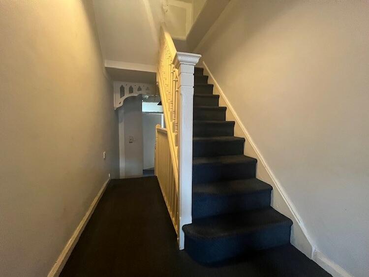 36 Burford Road, Nottingham, Nottinghamshire NG7 6BD