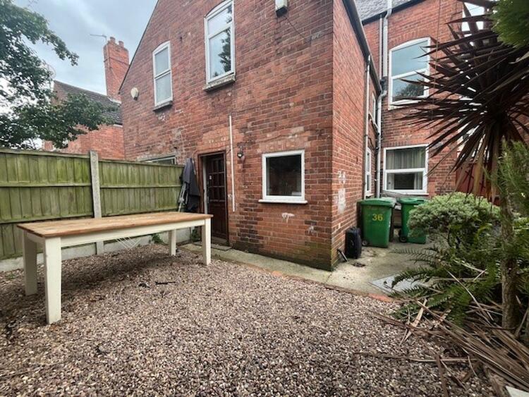 36 Burford Road, Nottingham, Nottinghamshire NG7 6BD