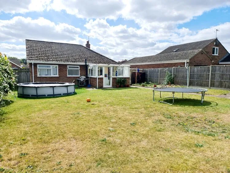 4 Glebe Road, Weeting, Brandon IP27 0PY