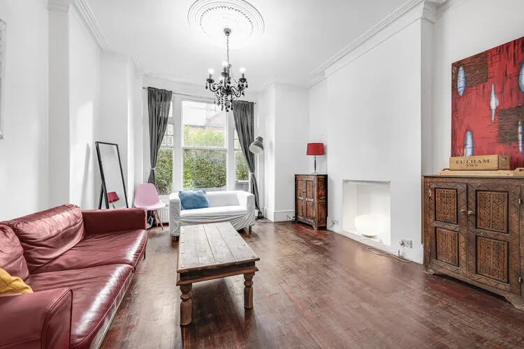 176A New Kings Road, London SW6 4NE