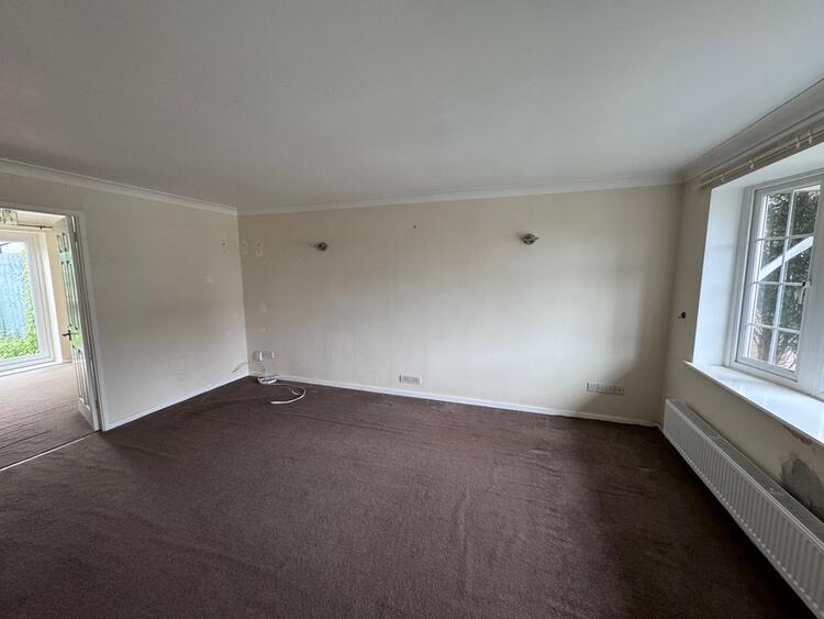 65 Avill, Hockley, Tamworth B77 5QF