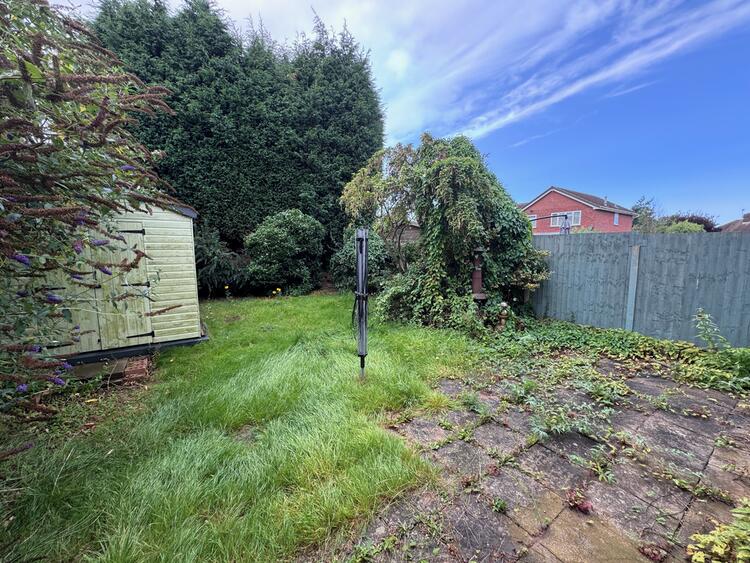 65 Avill, Hockley, Tamworth B77 5QF