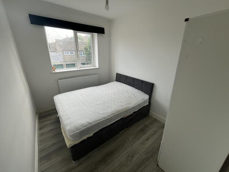 Flats 1-3, 37 Blenheim Walk, Corby, Northamptonshire NN18 9HB
