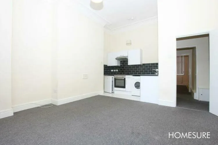 Flat 1, 19 Parkfield Road, Liverpool L17 8UG