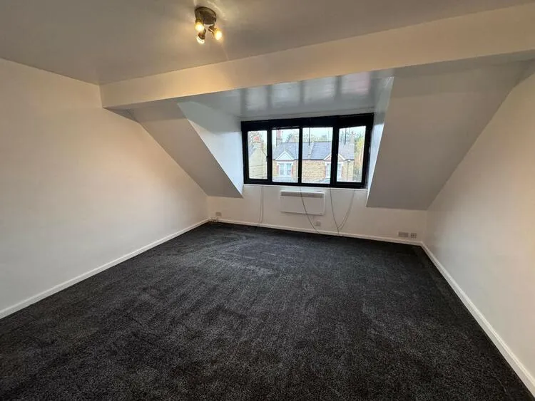 Flat 30, Sheridan Lodge, 38 Potters Road, Barnet EN5 5HW