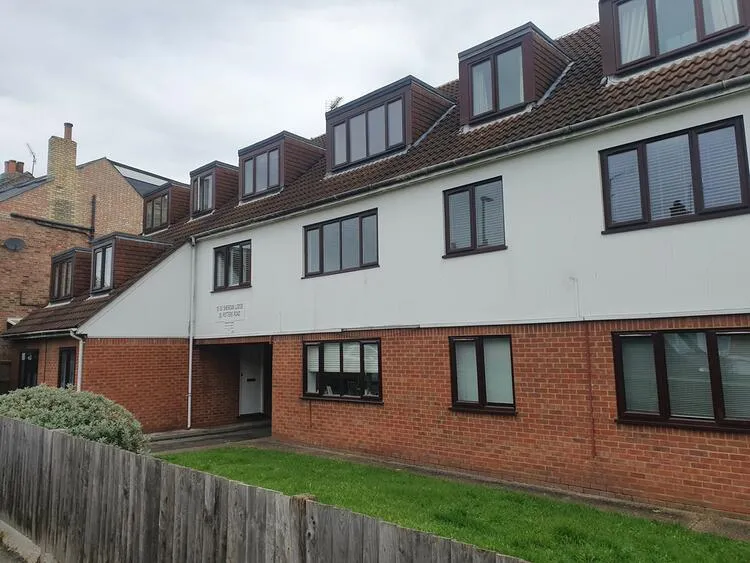 Flat 30, Sheridan Lodge, 38 Potters Road, Barnet EN5 5HW