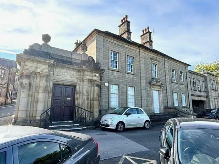Former Bank Premises, 8 Snitterton Road, Matlock, Derbyshire DE4 3LZ