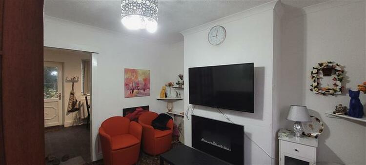 87 Edward Street, Denton, Manchester M34 3BS