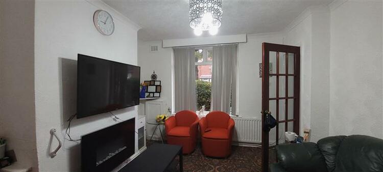 87 Edward Street, Denton, Manchester M34 3BS