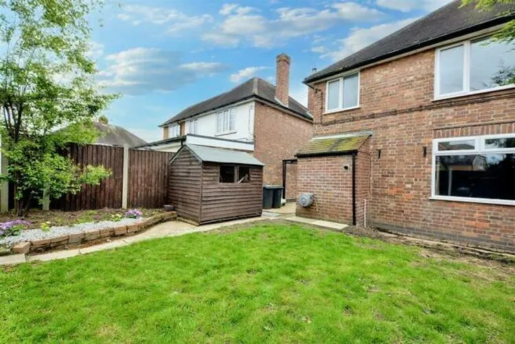 35 Crofton Road, Attenborough, Nottingham, Nottinghamshire NG9 5HT